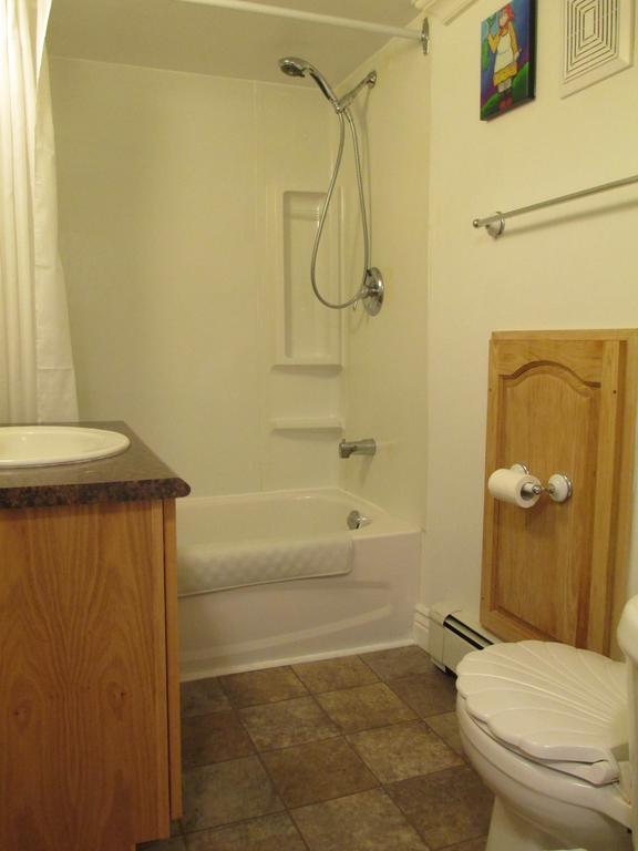Comerford'S Ocean View Suites Holyrood Værelse billede